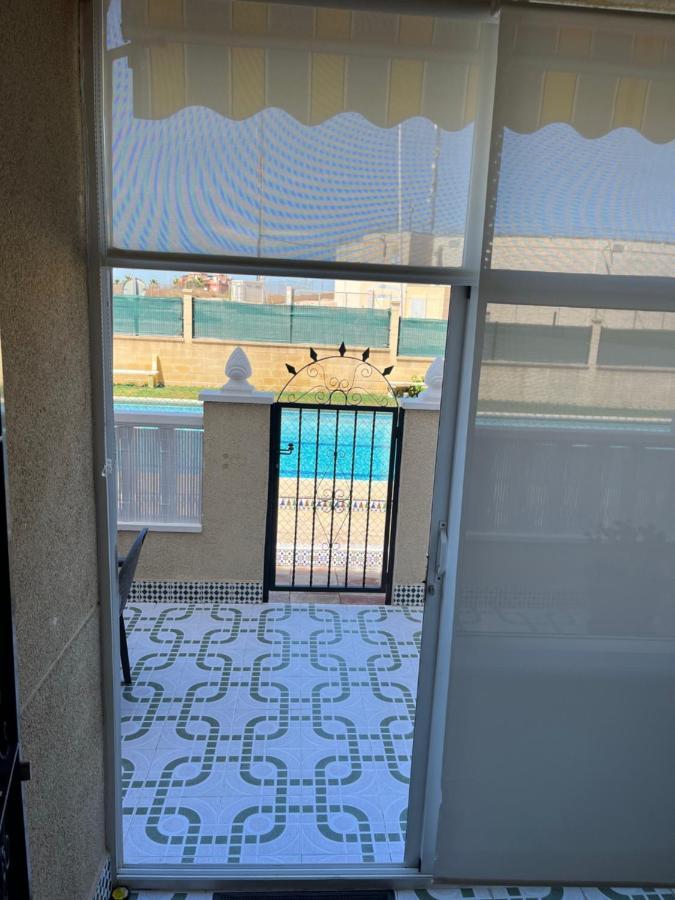 Appartement Villa-Celine Torrevieja Exterior foto