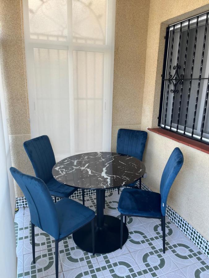 Appartement Villa-Celine Torrevieja Exterior foto
