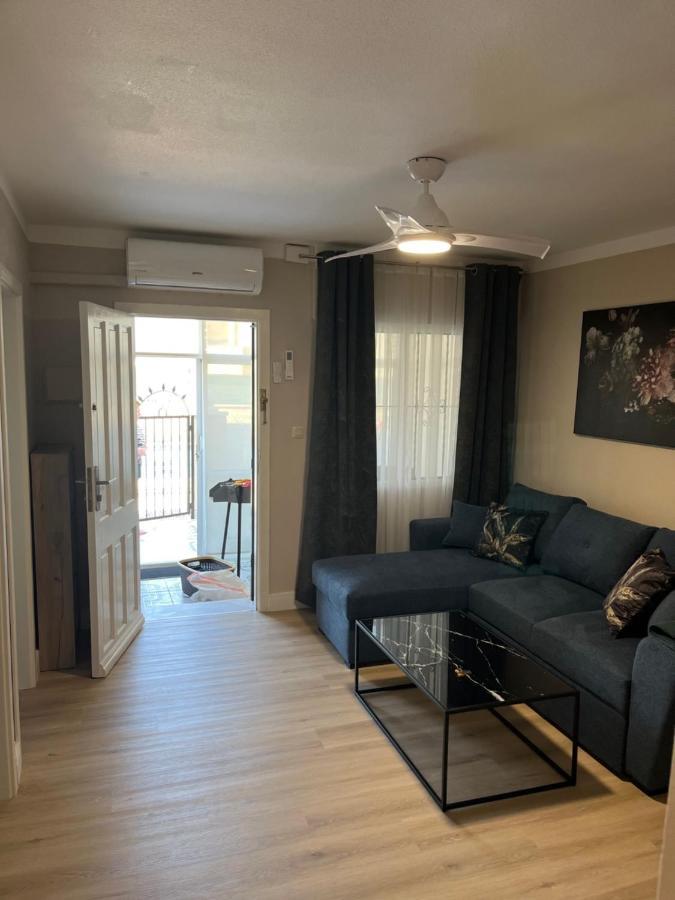 Appartement Villa-Celine Torrevieja Exterior foto
